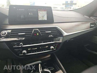 2018 BMW 6 Series Gran Turismo 640i xDrive Hatchback M SPORT LINE - miniatura 10