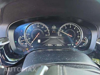 2018 BMW 6 Series Gran Turismo 640i xDrive Hatchback M SPORT LINE - miniatura 9