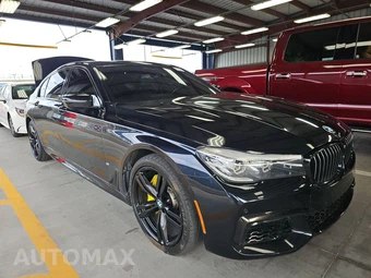 2018 BMW 7 Series Sedan 740i M SPORT LINE - miniatura 3
