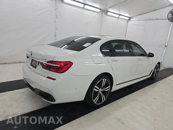 2018 BMW 7 Series Sedan 740i M SPORT LINE - miniatura 4