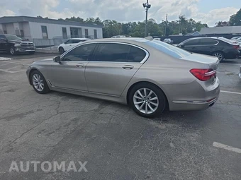 2018 BMW 7 Series Sedan 740i - miniatura 6