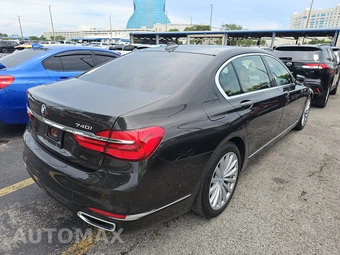 2018 BMW 7 Series Sedan 740i - miniatura 4