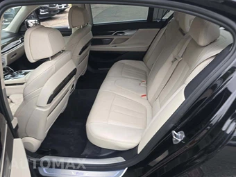 2018 BMW 7 Series Sedan 740i - miniatura 13