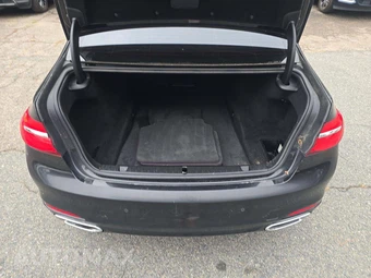 2018 BMW 7 Series Sedan 740i - miniatura 14