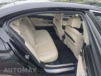 2018 BMW 7 Series Sedan 740i - miniatura 16