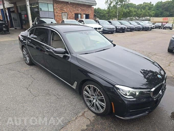 2018 BMW 7 Series Sedan 740i - miniatura 4