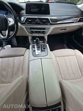 2018 BMW 7 Series Sedan 740i xDrive - miniatura 10