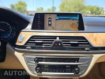 2018 BMW 7 Series Sedan 750i - miniatura 10