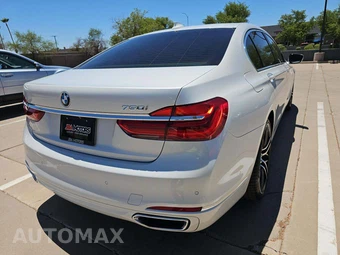 2018 BMW 7 Series Sedan 750i - miniatura 3