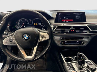 2018 BMW 7 Series Sedan 750i xDrive M SPORT LINE - miniatura 14