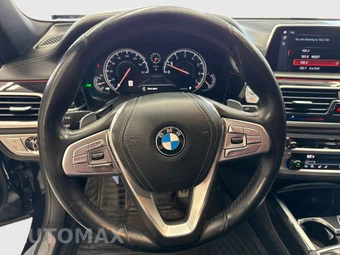 2018 BMW 7 Series Sedan 750i xDrive M SPORT LINE - miniatura 21