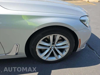 2018 BMW 7 Series Sedan 750i xDrive - miniatura 21