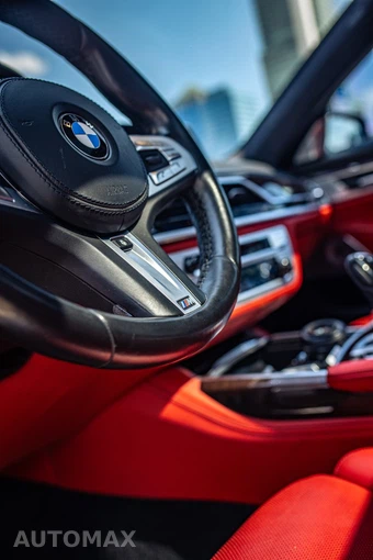 2018 BMW 7 Series Sedan M760i xDrive - miniatura 15