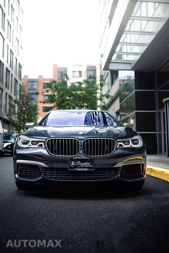 2018 BMW 7 Series Sedan M760i xDrive - miniatura 17