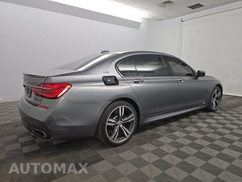 2018 BMW 7 Series Sedan M760i xDrive - miniatura 4