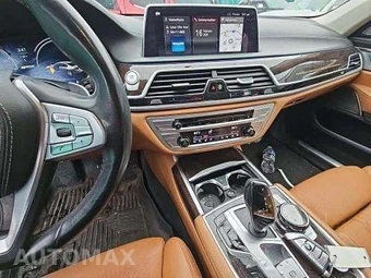 2018 BMW 7 Series Sedan xDrive iPerformance - miniatura 10