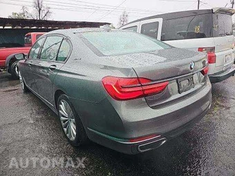 2018 BMW 7 Series Sedan xDrive iPerformance - miniatura 2