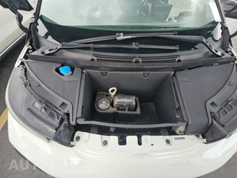 2018 BMW i3 w/Rear Doors - miniatura 15