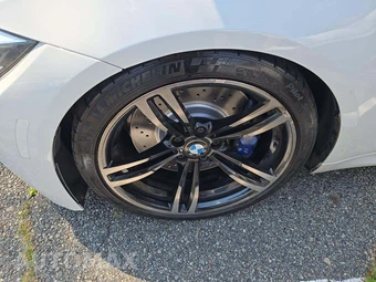 2018 BMW M3 Sedan - miniatura 22