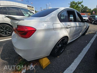 2018 BMW M3 Sedan - miniatura 3