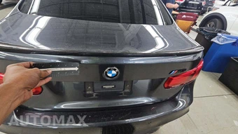 2018 BMW M3 Sedan - miniatura 21