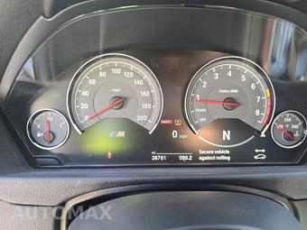 2018 BMW M4 Coupe - miniatura 12