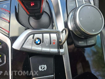 2018 BMW M5 Sedan - miniatura 8