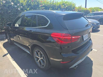 2018 BMW X1 Sports Activity Vehicle sDrive28i - miniatura 2