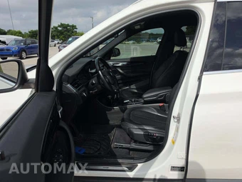 2018 BMW X1 Sports Activity Vehicle sDrive28i - miniatura 3