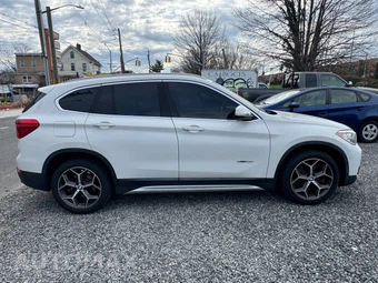 2018 BMW X1 Sports Activity Vehicle sDrive28i - miniatura 8