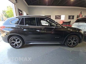 2018 BMW X1 Sports Activity Vehicle xDrive28i LUXURY LINE - miniatura 4