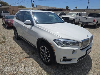 2018 BMW X5 Sports Activity Vehicle sDrive35i - miniatura 3