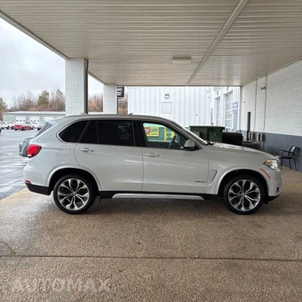 2018 BMW X5 Sports Activity Vehicle xDrive35d LUXURY LINE - miniatura 4