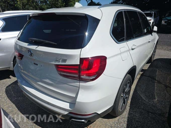 2018 BMW X5 Sports Activity Vehicle xDrive35i - miniatura 3