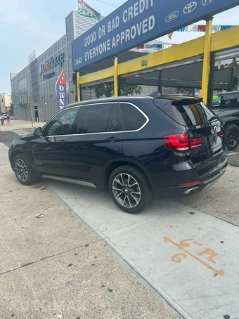 2018 BMW X5 Sports Activity Vehicle xDrive35i - miniatura 3