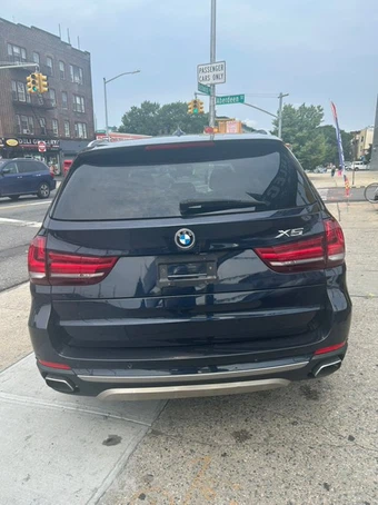 2018 BMW X5 Sports Activity Vehicle xDrive35i - miniatura 4