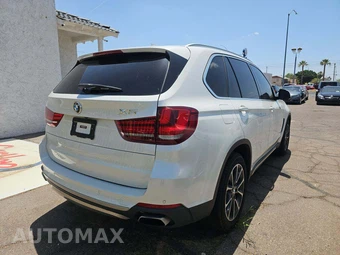 2018 BMW X5 Sports Activity Vehicle xDrive50i - miniatura 3
