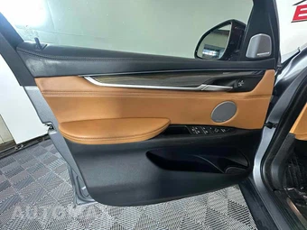 2018 BMW X6 Sports Activity Vehicle xDrive50i - miniatura 13