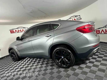 2018 BMW X6 Sports Activity Vehicle xDrive50i - miniatura 6