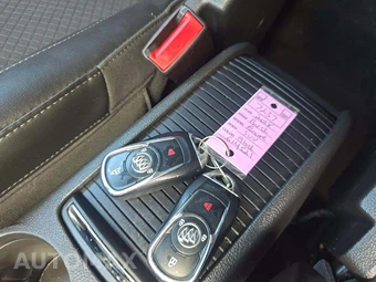 2018 Buick Encore Preferred 1SB – miniatura 5