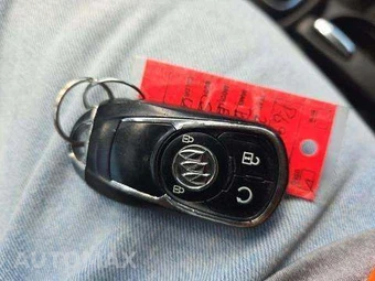 2018 Buick Encore Preferred 1SB – miniatura 9