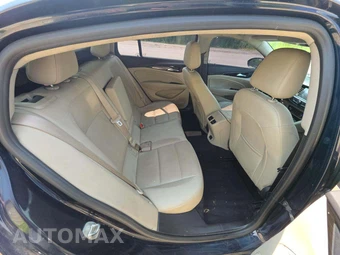 2018 Buick Regal Sportback Essence Hatchback 1SL – miniatura 13