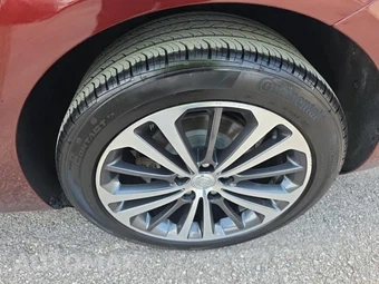 2018 Buick Regal Sportback Essence Hatchback 1SL - miniatura 11