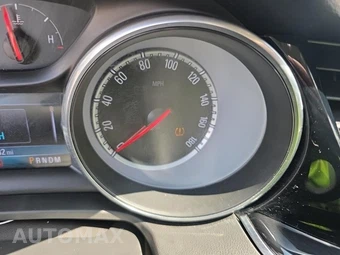 2018 Buick Regal Sportback Essence Hatchback 1SL - miniatura 21