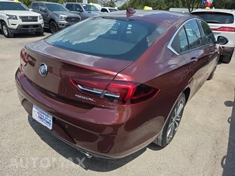 2018 Buick Regal Sportback Essence Hatchback 1SL - miniatura 4
