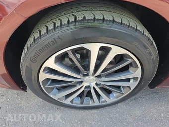 2018 Buick Regal Sportback Essence Hatchback 1SL - miniatura 8