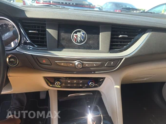 2018 Buick Regal Sportback Preferred Hatchback 1SB - miniatura 11
