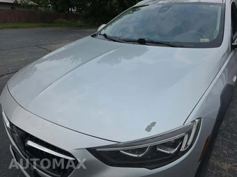 2018 Buick Regal TourX Essence Wagon 1SL - miniatura 18