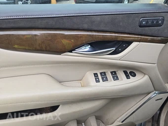 2018 Cadillac Escalade ESV Luxury 1SB - miniatura 9