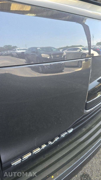 2018 Cadillac Escalade ESV Luxury 1SB - miniatura 37